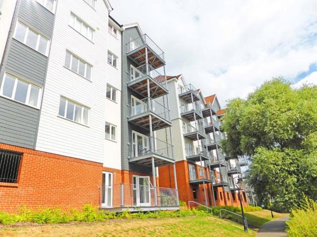 Flat for sale in Barracks, The Bridge