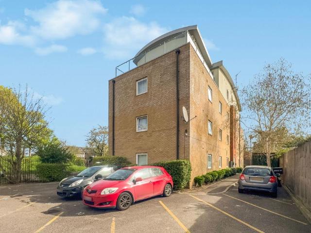 Flat for sale in Seven Kings, Isle Of Man
