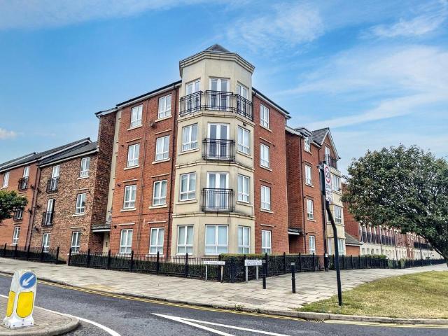 Flat for sale in Westoe, South Shields