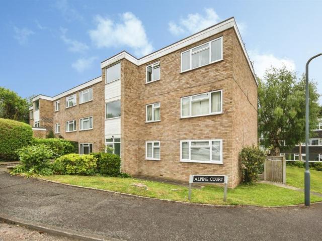 Flat for sale in Ladyes Hills, Green Close