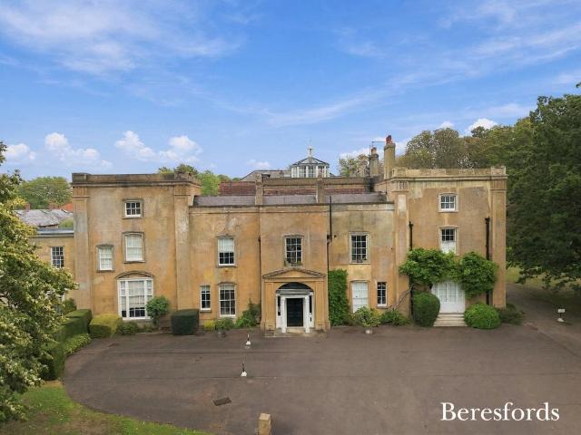Flat for sale in Lower Sheering, Epping Forest