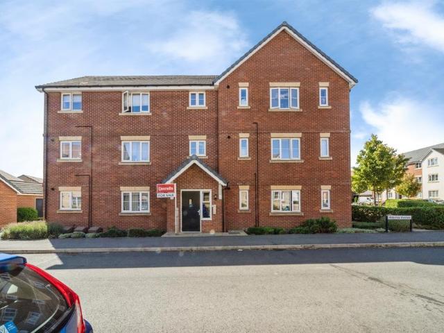 Flat for sale in Bletchley and Fenny Stratford, Bletchley
