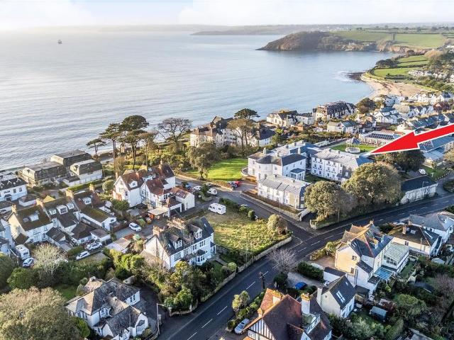 Flat for sale in Falmouth, Cornwall