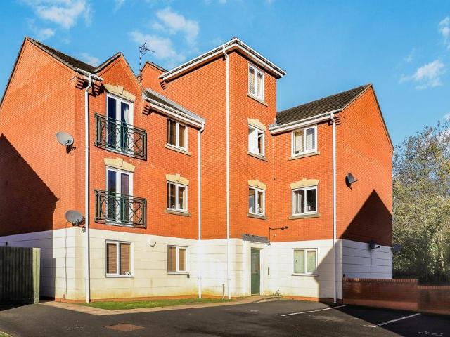 Flat for sale in Heath Park, Park Village