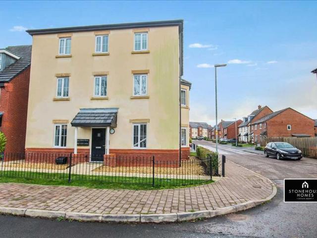 Flat for sale in Whittingham, Higher Bartle