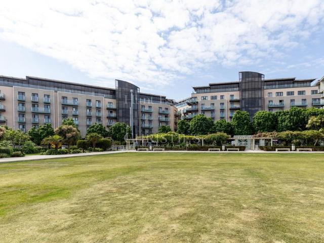 Flat for sale in St Helier, Greater London