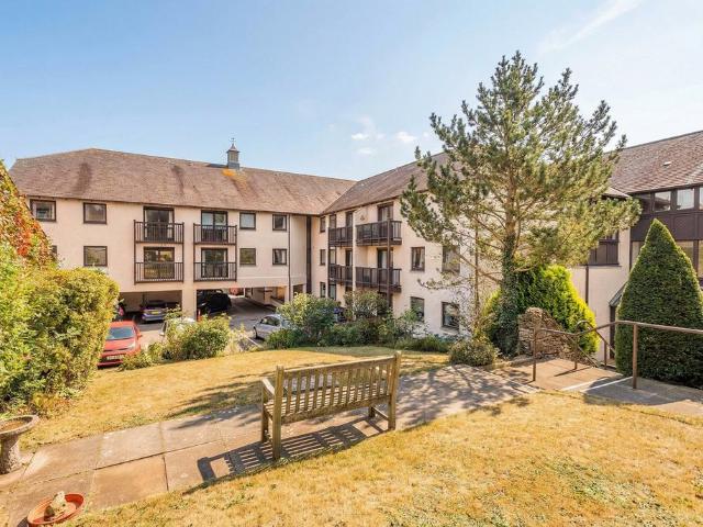 Flat for sale in Arnside