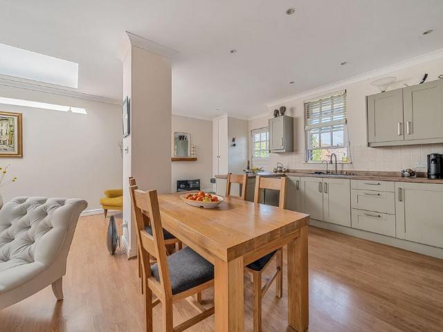 Flat for sale in Littlecote, West Sussex