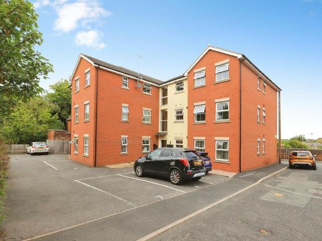 Flat for sale in Aggborough, Wyre Forest