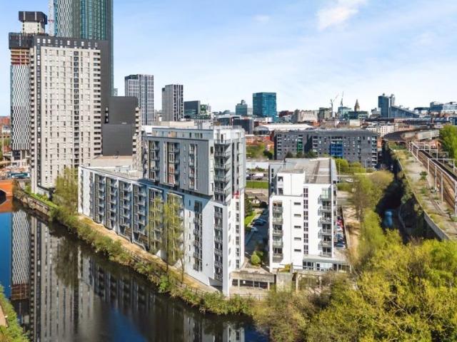Flat for sale in City Centre, Georgia