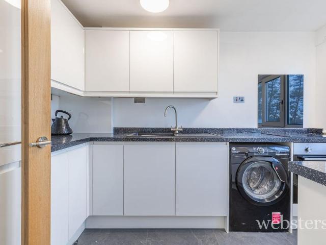 Flat for sale in Heartsease, East Bank