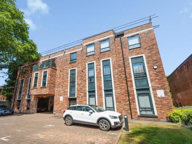 Flat for sale in Harborne, West Midlands