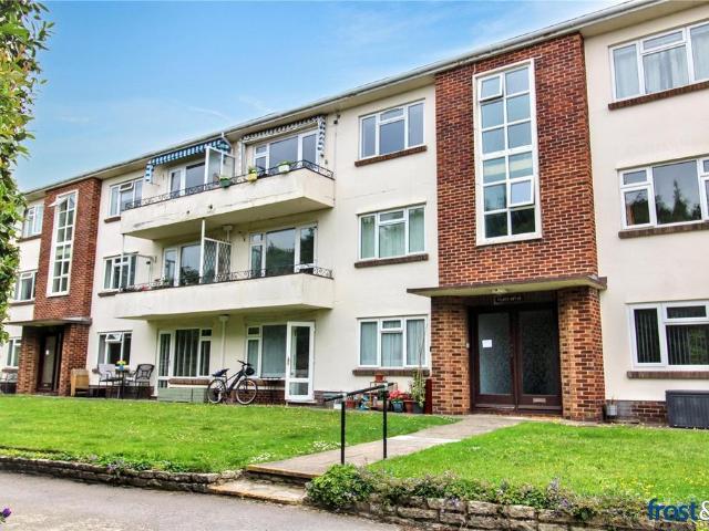 Flat for sale in Parkstone, Poole