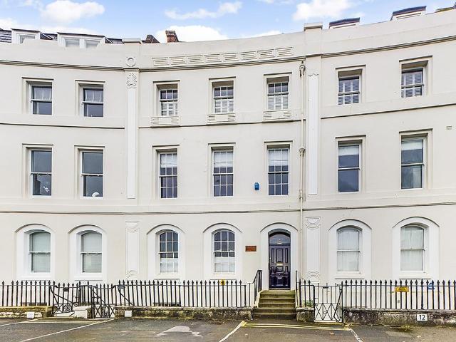 Flat for sale in West Hoe, Mount Wise