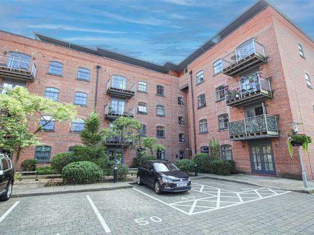 Flat for sale in Piccadilly, Manchester
