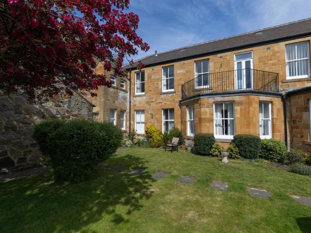 Flat for sale in Healeyfield