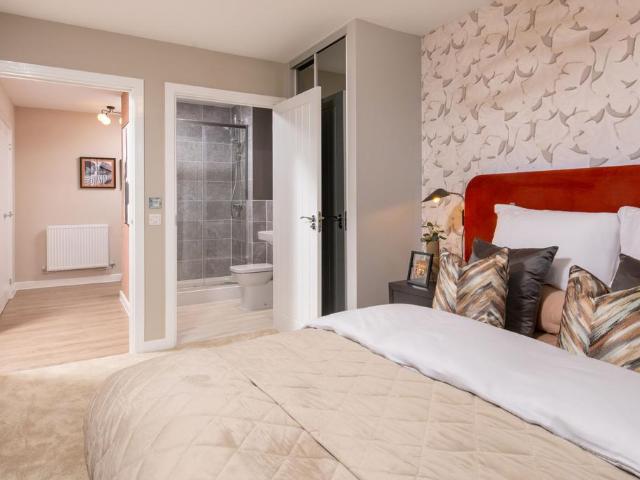 Flat for sale in Holyport, Bray