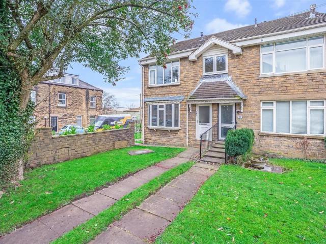 Flat for sale in Ilkley, West Yorkshire