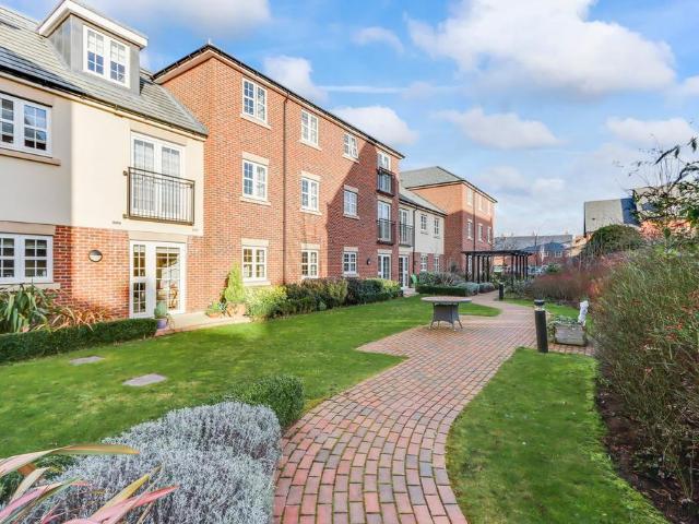 Flat for sale in Biggleswade, Bedfordshire