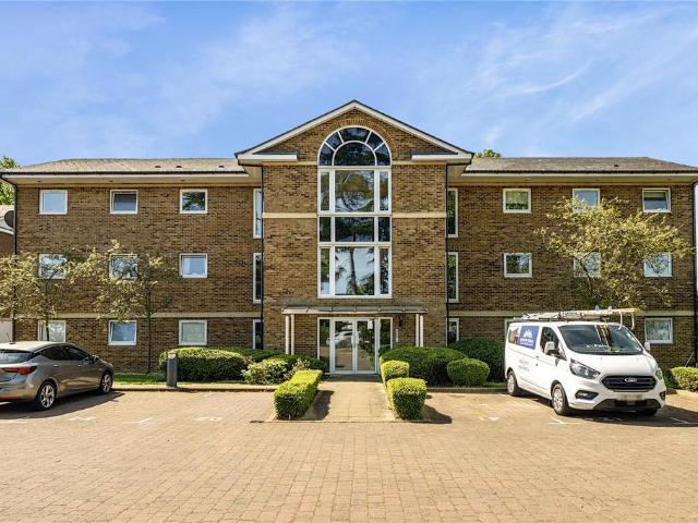 Flat for sale in Maypole, Monks Orchard
