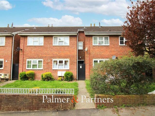 Flat for sale in Greenstead Estate, Colchester