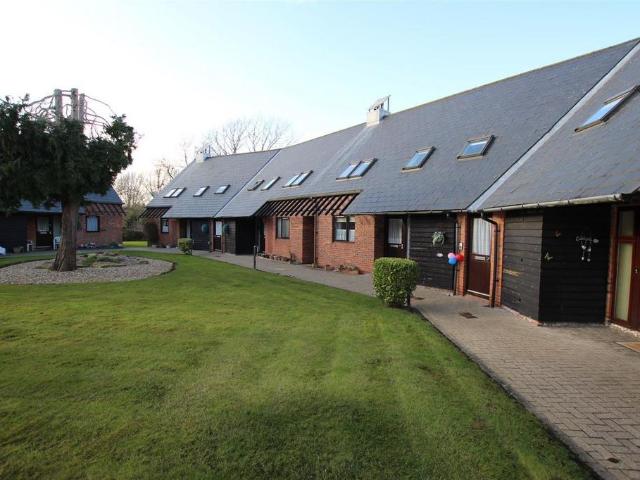 Flat for sale in Norton-on-derwent, North Yorkshire