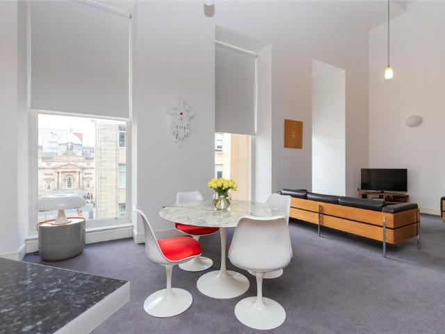 Flat for sale in Merchant City, Scotland