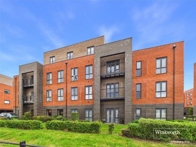 Flat for sale in Reading