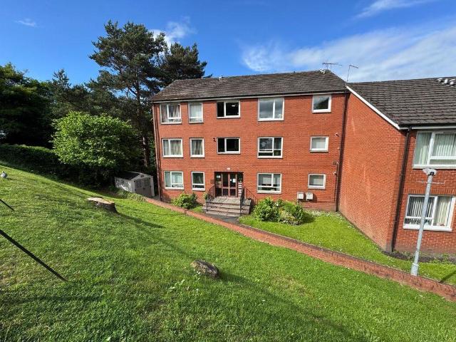 Flat for sale in Whiteinch, Scotland