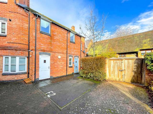 Flat for sale in Old Wharf, City Of Leicester