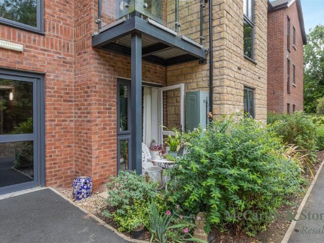 Flat for sale in Catmose, Oakham