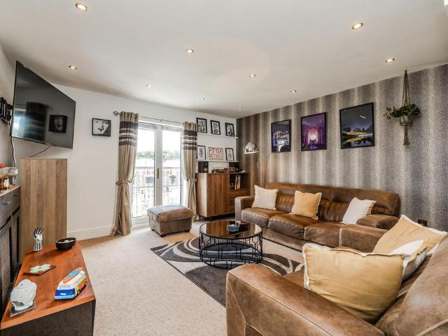 Flat for sale in Benwell, Tyne And Wear