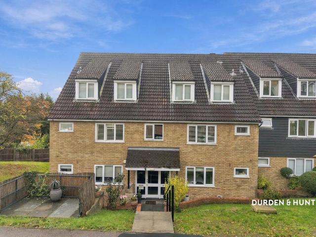 Flat for sale in Debden Green, Epping Forest