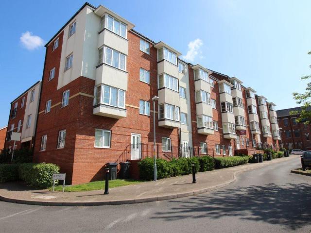Flat for sale in Gravelly Hill, West Midlands