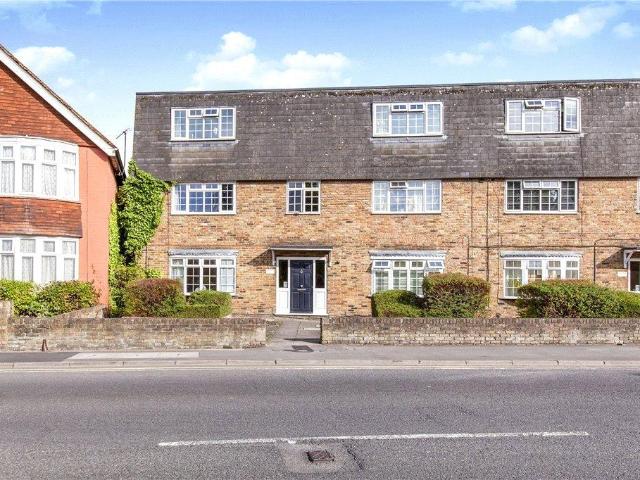 Flat for sale in Clewer Village, Windsor