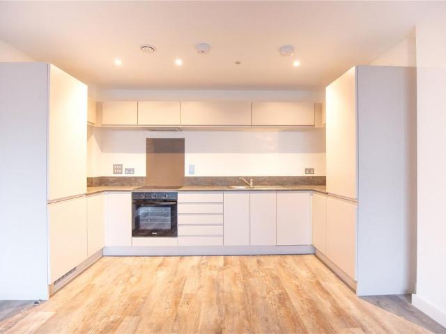 Flat for sale in Stokes Croft, Feckenham