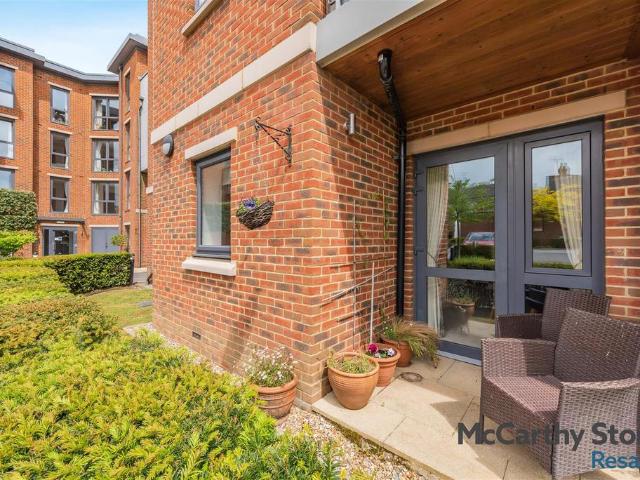 Flat for sale in St James, Sandown Park