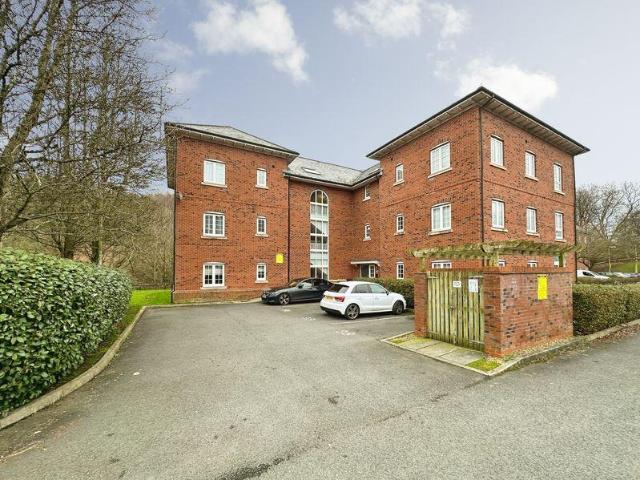 Flat for sale in Prestolee, Lee Bank