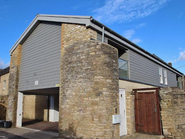 Flat for sale in Black Bourton, Oxfordshire