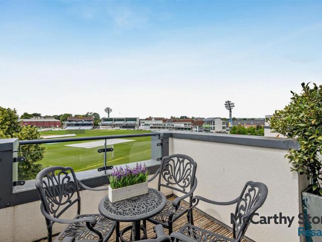 Flat for sale in Longport, The Bridge