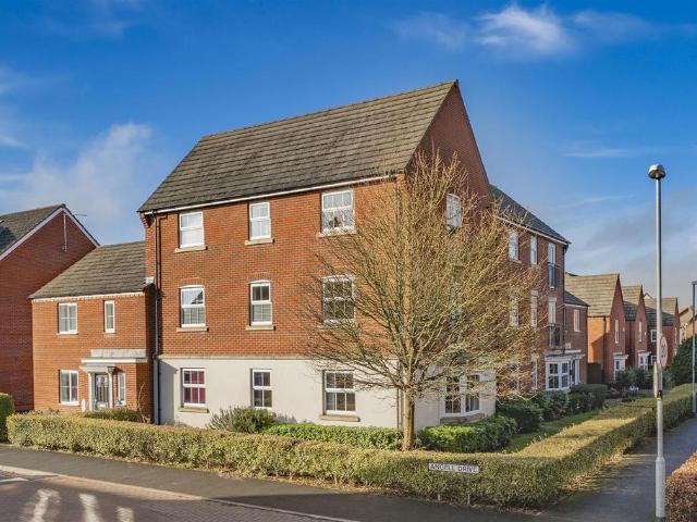Flat for sale in Stanford On Avon, Leicestershire
