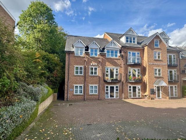 Flat for sale in Barleyfields, Leeds