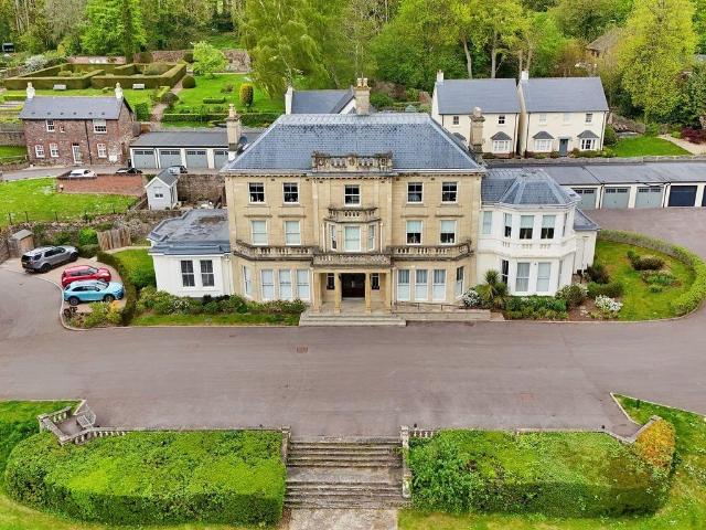 Flat for sale in Abergavenny
