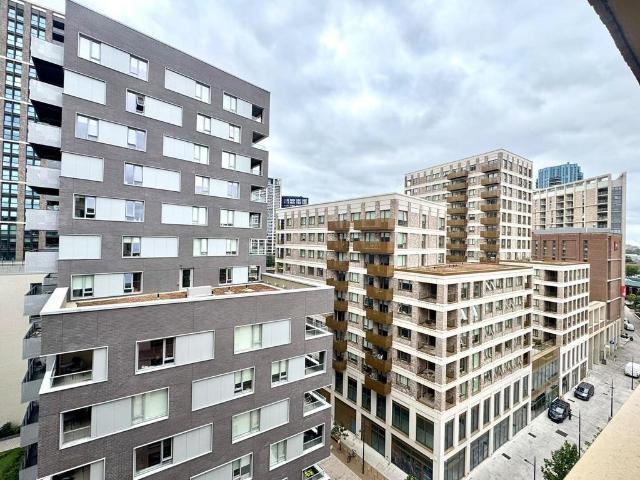 Flat for sale in Canning Town, Greater London