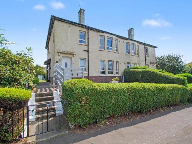 Flat for sale in Drumoyne, Scotland