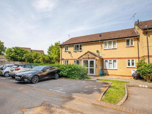 Flat for sale in Selsley, School House