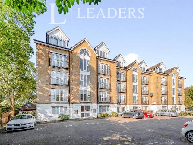 Flat for sale in Three Bridges, Glynde