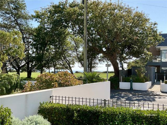 Flat for sale in Highcliffe