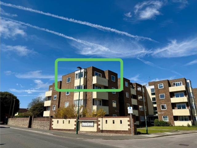 Flat for sale in Clapham, West Sussex