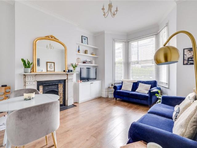 Flat for sale in Fulham, Isle Of Man